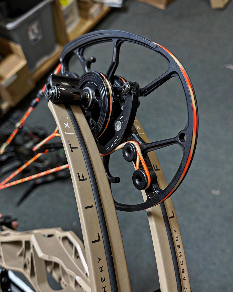 HOSS Bowstrings Built with BCY FIBER