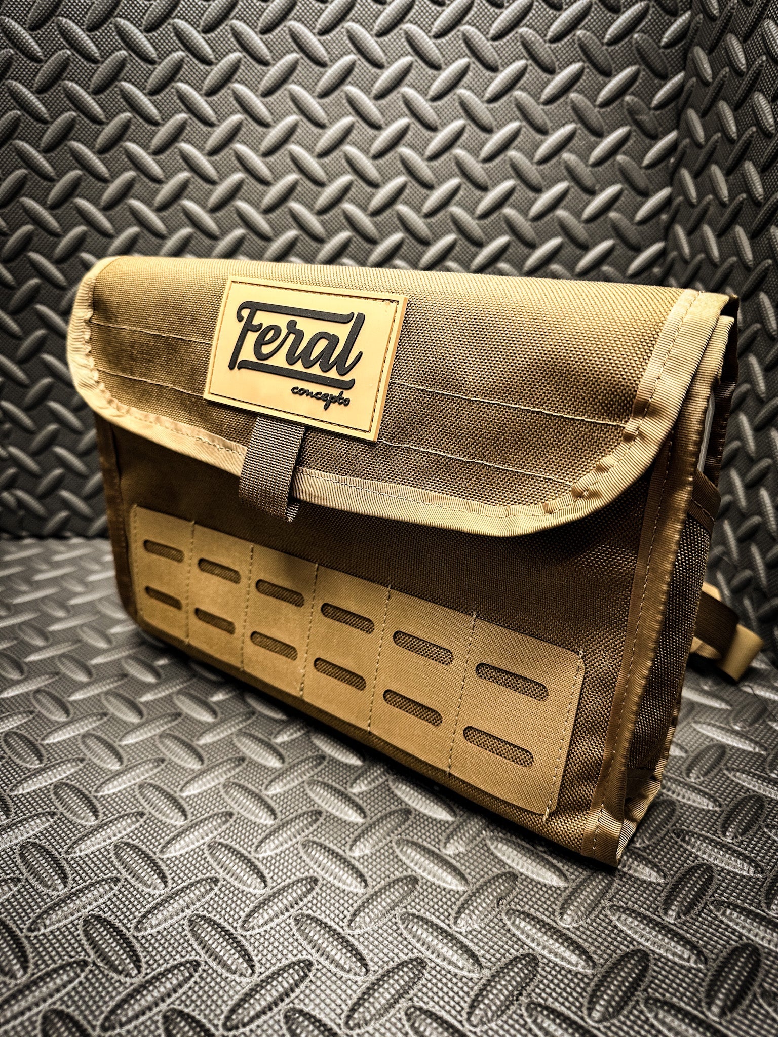 Feral Flats Satchel Wade Fishing Chest Rig